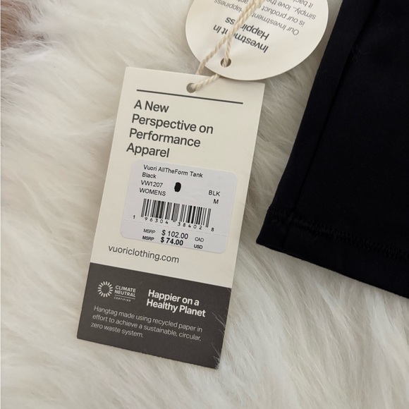 NEW NWT Vuori Black AllTheForm Support Tank medium - Picture 7 of 8